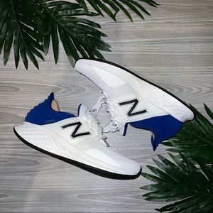 New Balance Fresh Foam ROAV V1 Classic White & Blue Sneakers Mens 7